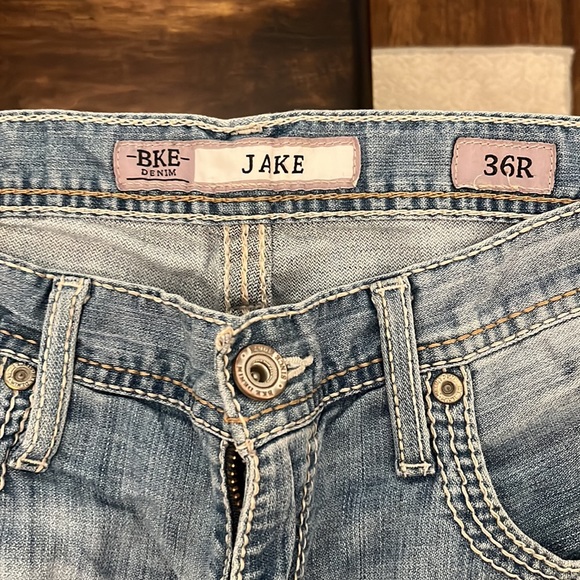Men’s BKE Jake Jeans - Picture 3 of 4